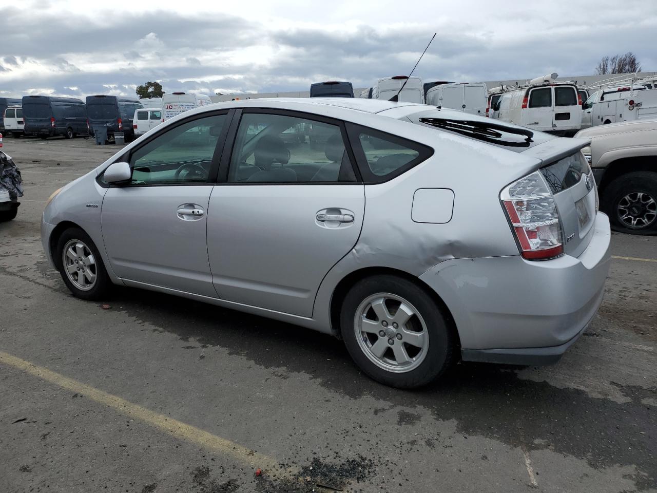 2006 Toyota Prius - Image 2