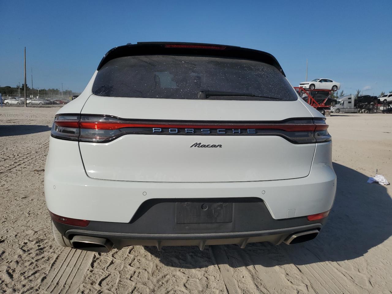 2020 Porsche Macan - Image 6