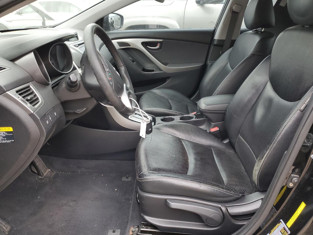 2012 Hyundai Elantra - Image 7
