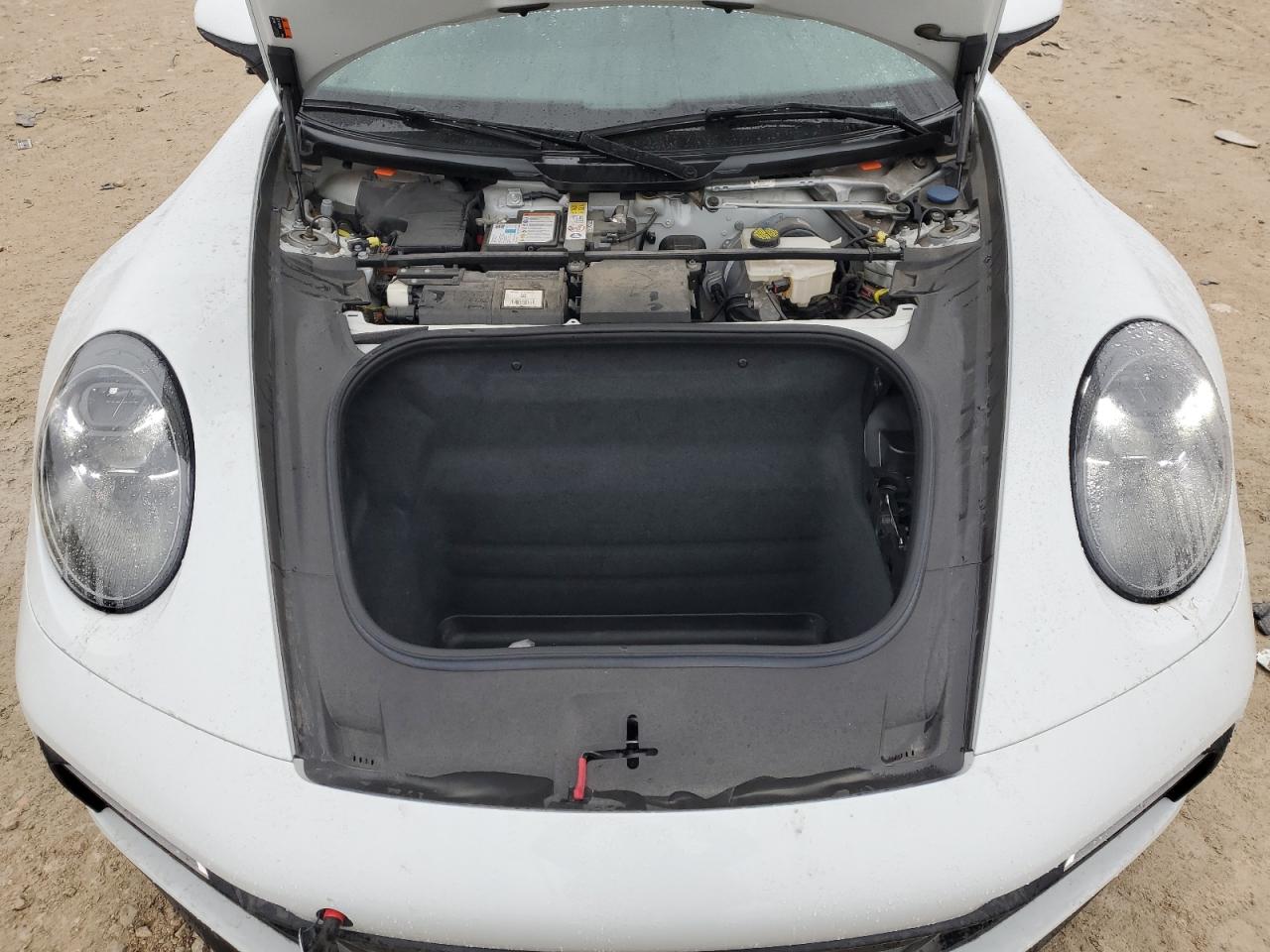 2020 Porsche 911 - Image 13