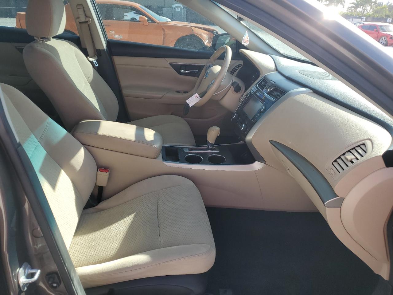 2015 Nissan Altima - Image 7