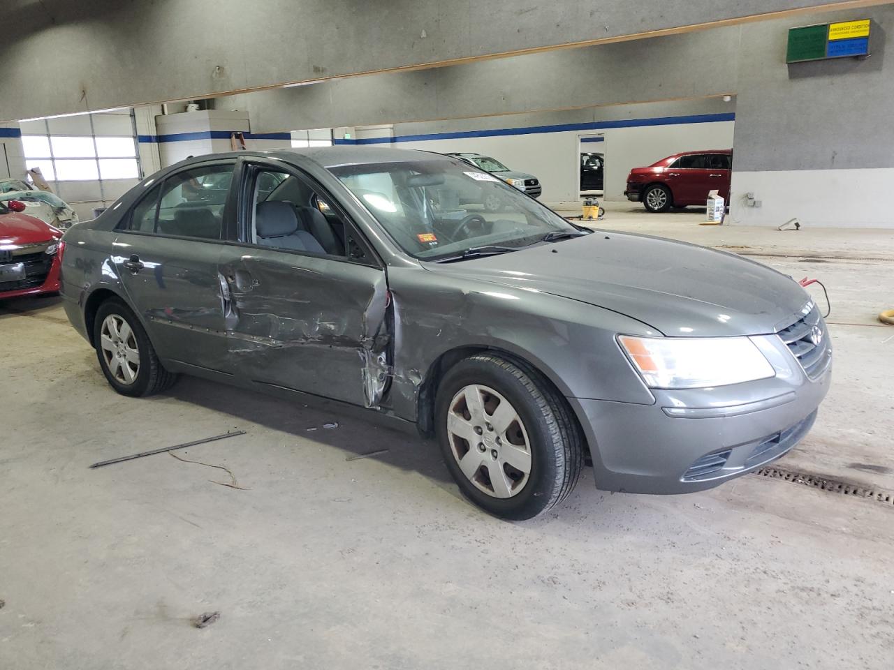 2009 Hyundai Sonata - Image 4