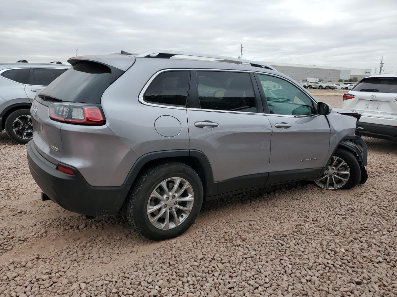 2019 Jeep Grand Cherokee - Image 3
