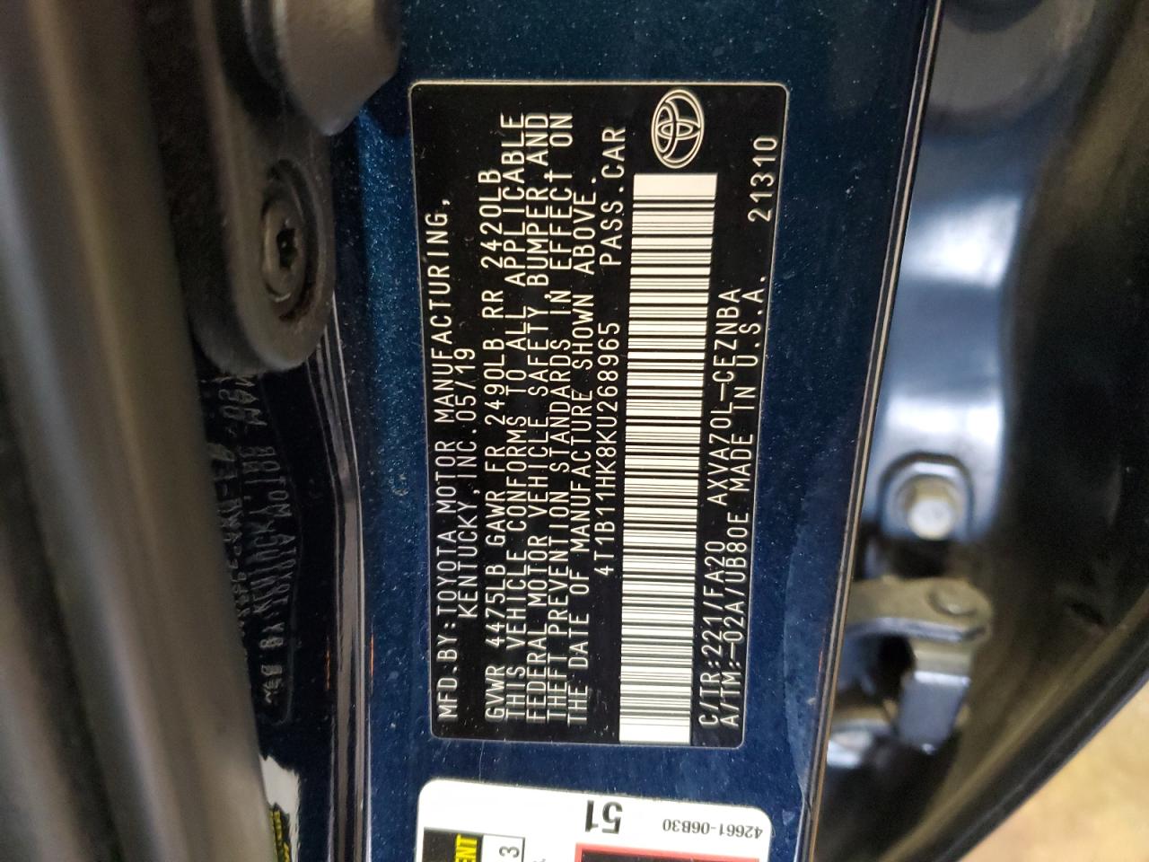 2019 Toyota Camry - Image 13