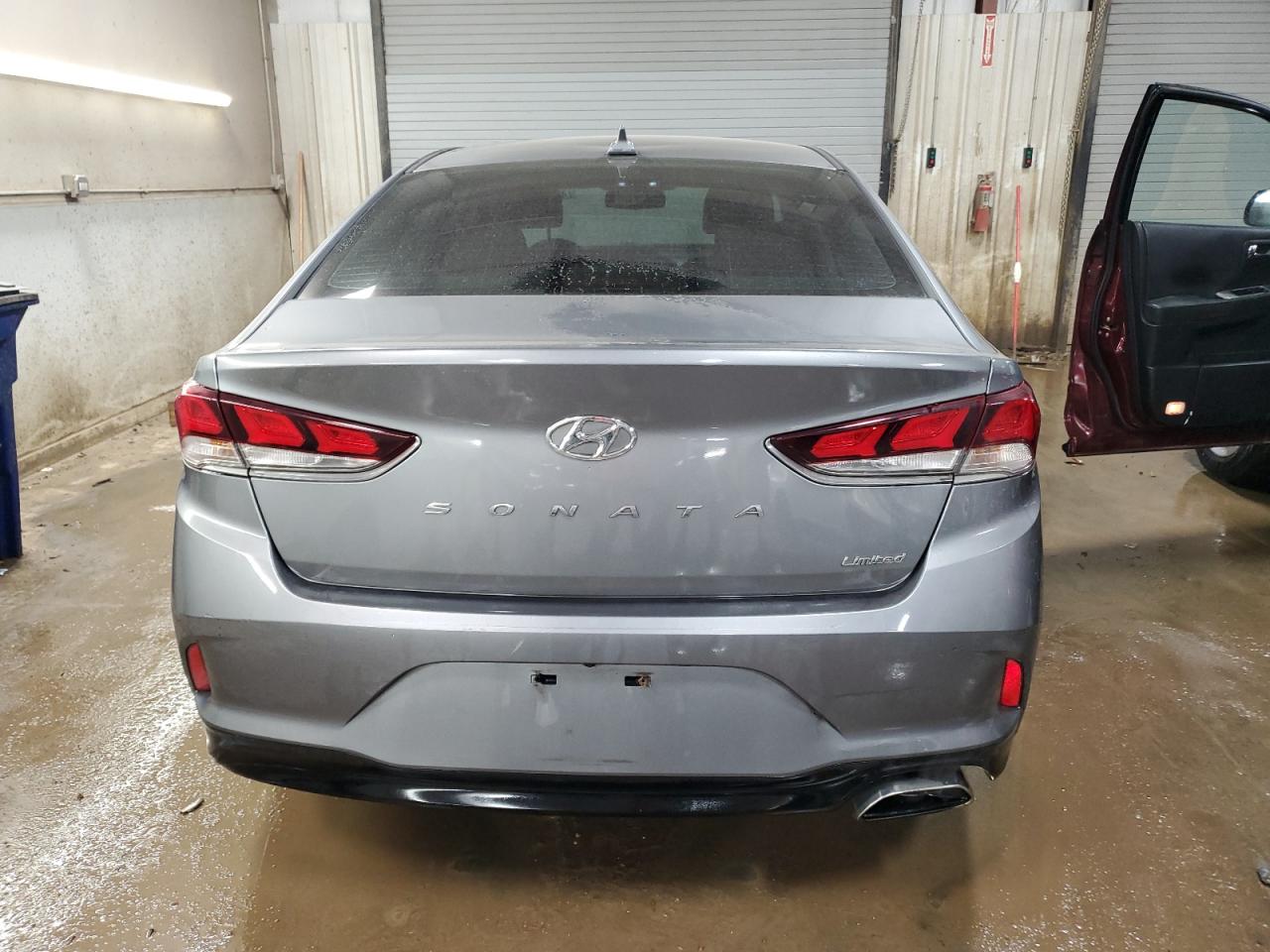 2018 Hyundai Sonata - Image 6