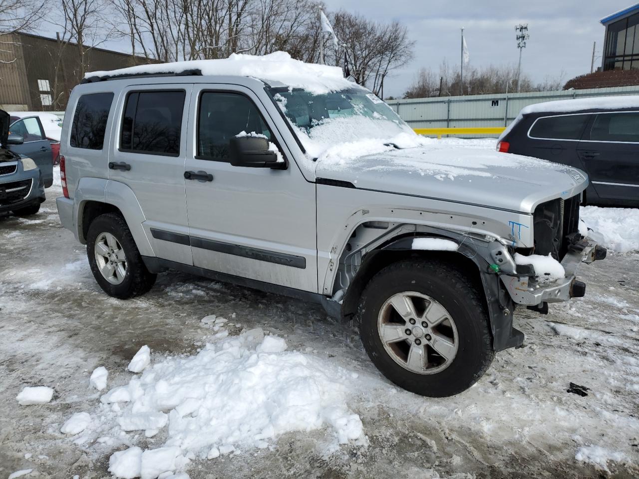 2011 Jeep Liberty (North America) - Image 4