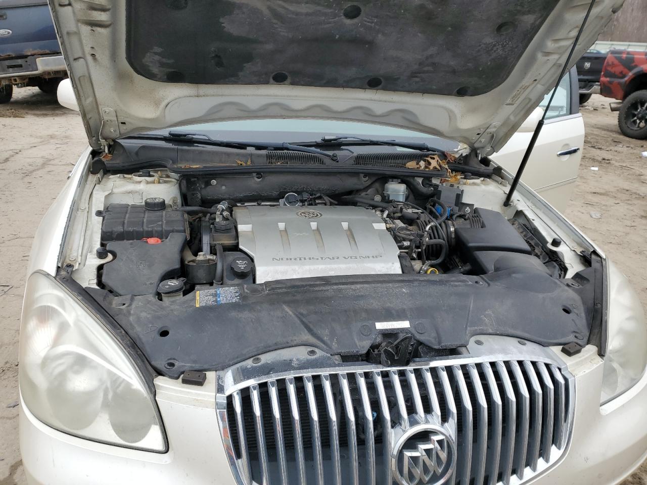 2008 Buick Lucerne - Image 11