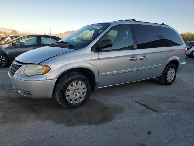 2005 Chrysler Town & Country Lx