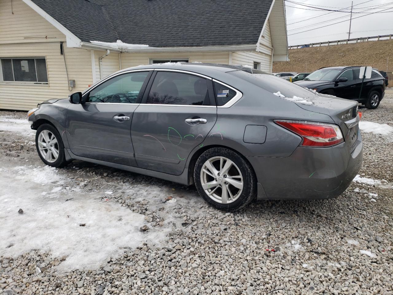 2014 Nissan Altima - Image 2