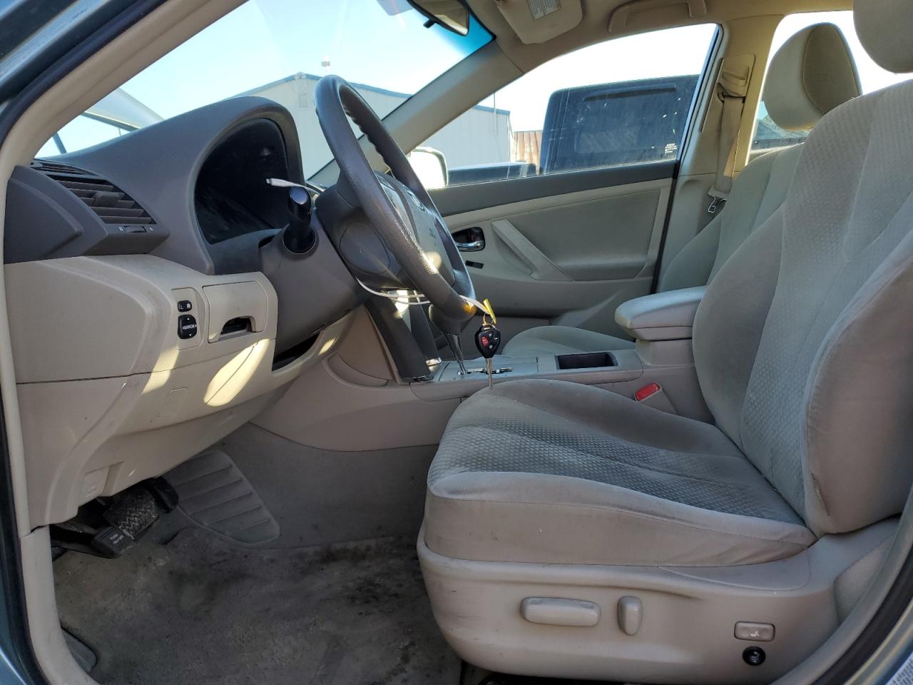 2009 Toyota Camry - Image 7