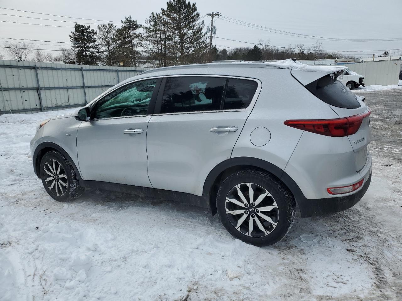 2017 Kia Sportage - Image 2