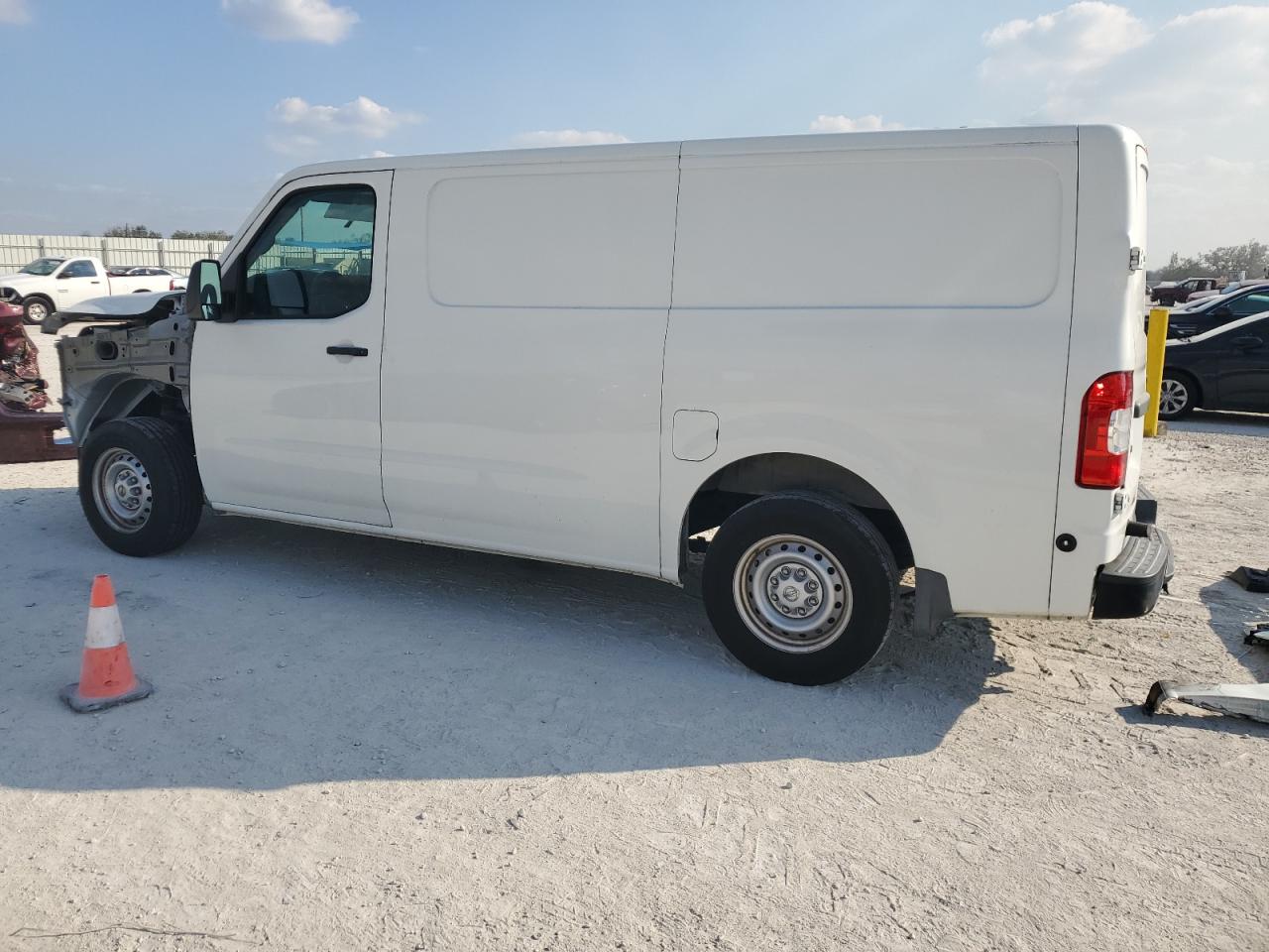 2016 Nissan NV - Image 2