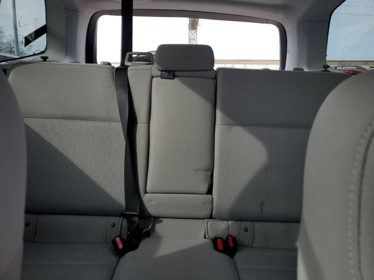 2016 Subaru Forester - Image 10