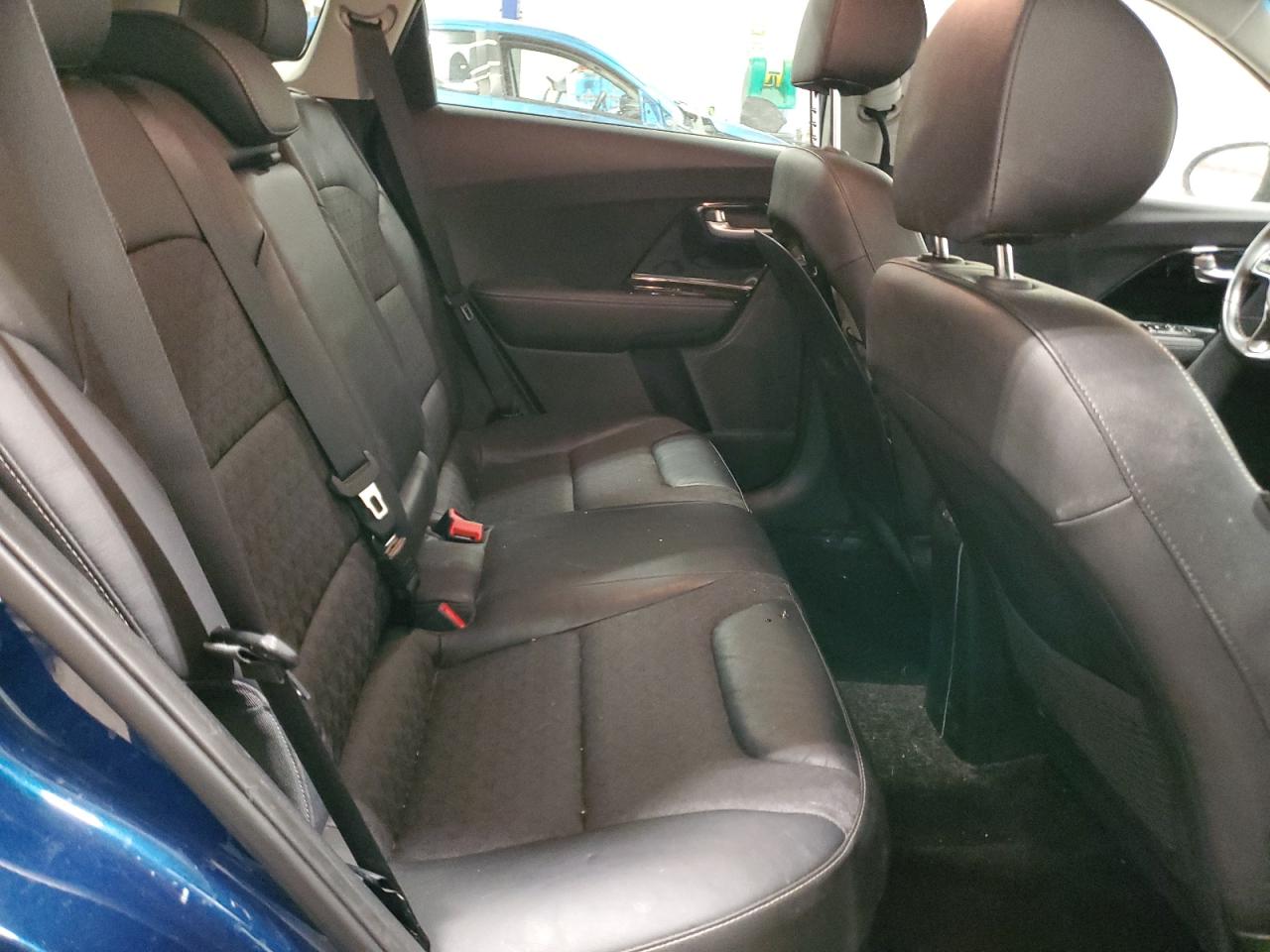 2019 Kia Niro - Image 11
