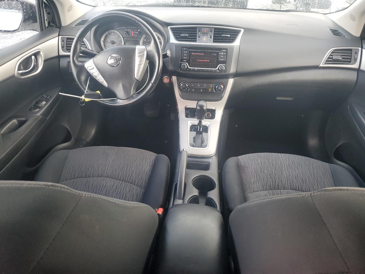 2015 Nissan Sentra - Image 8