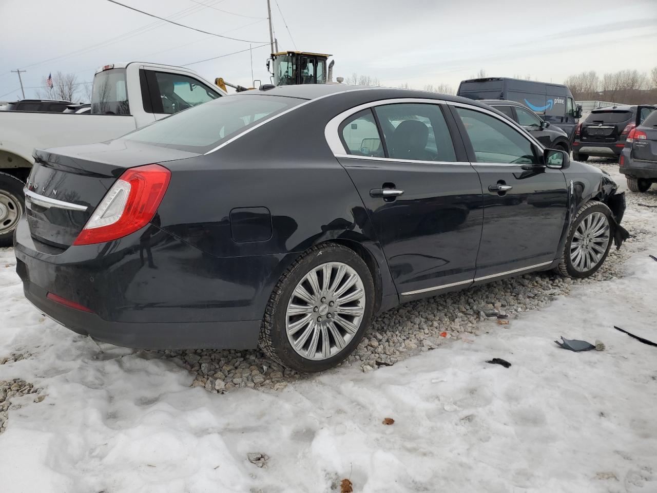 2015 Lincoln MKS - Image 3
