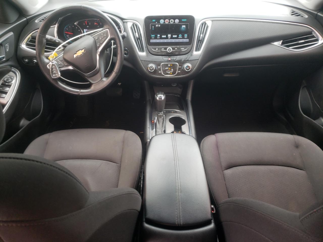 2018 Chevrolet Malibu - Image 8