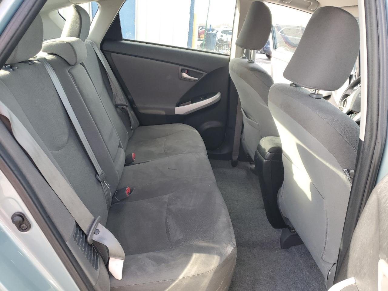 2013 Toyota Prius - Image 10