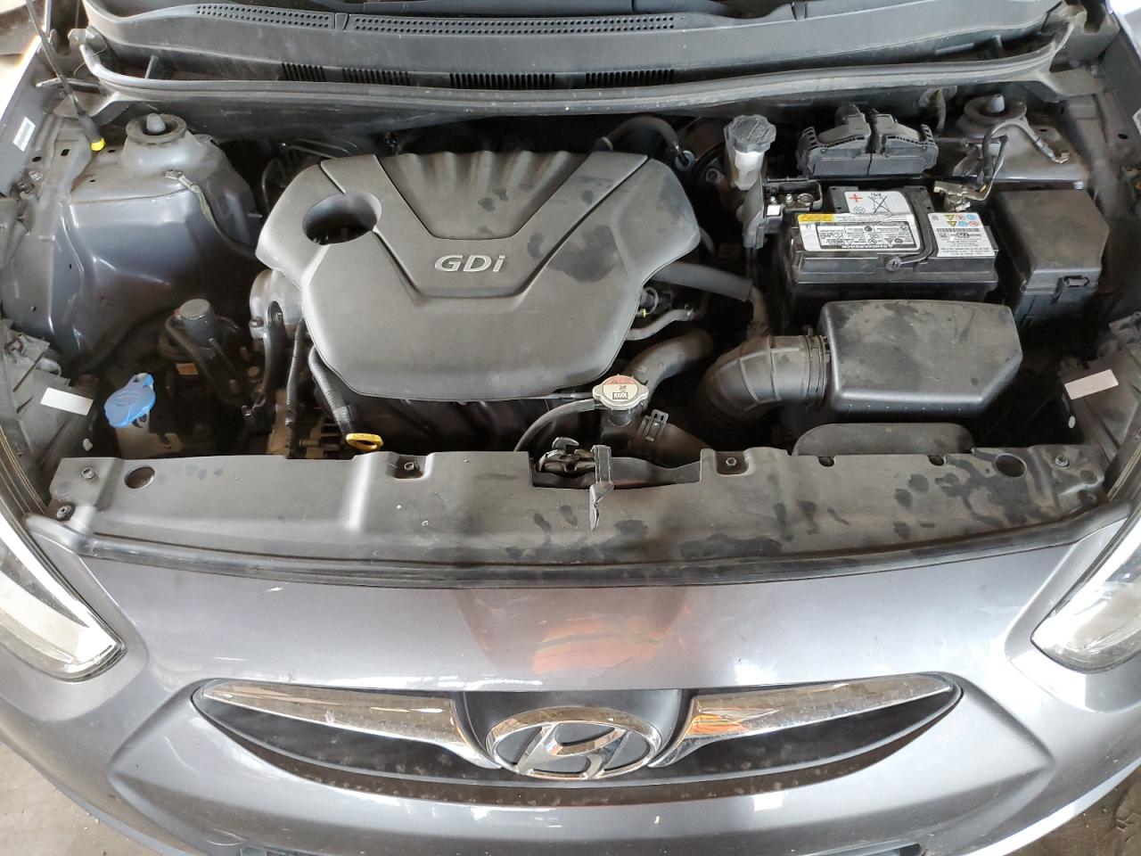 2014 Hyundai Accent - Image 11