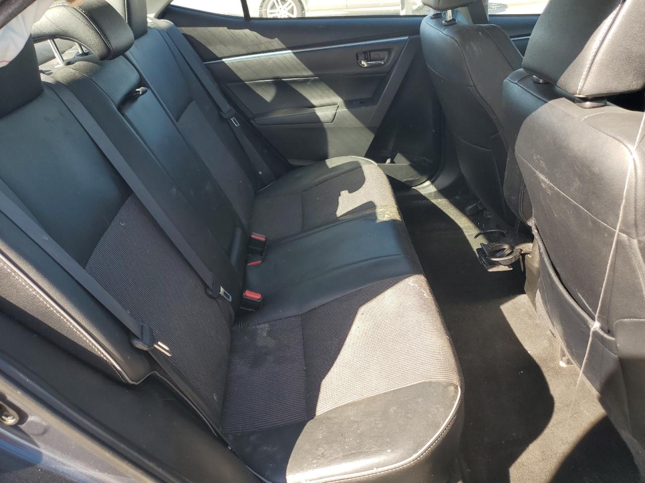 2016 Toyota Corolla - Image 11