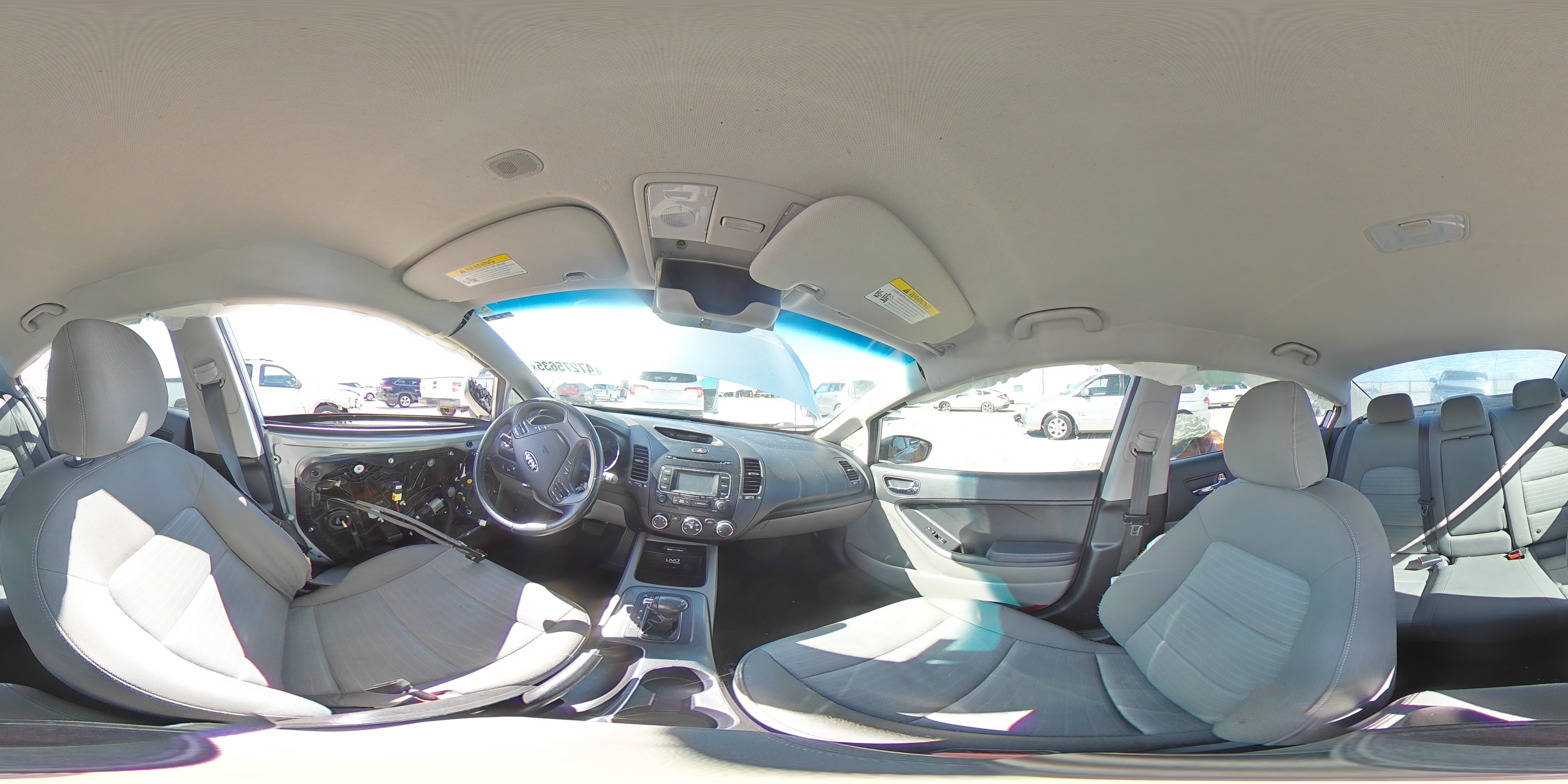 2014 Kia Forte - Image 12