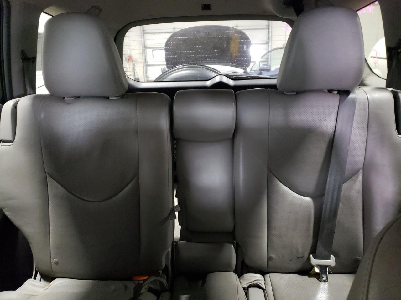 2011 Toyota RAV 4 - Image 10