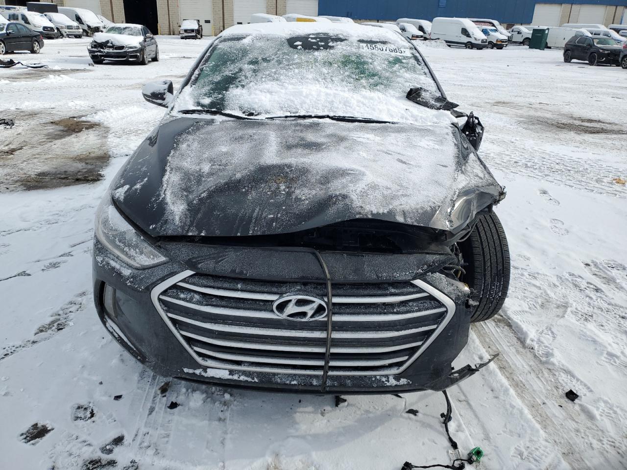 2018 Hyundai Elantra - Image 5