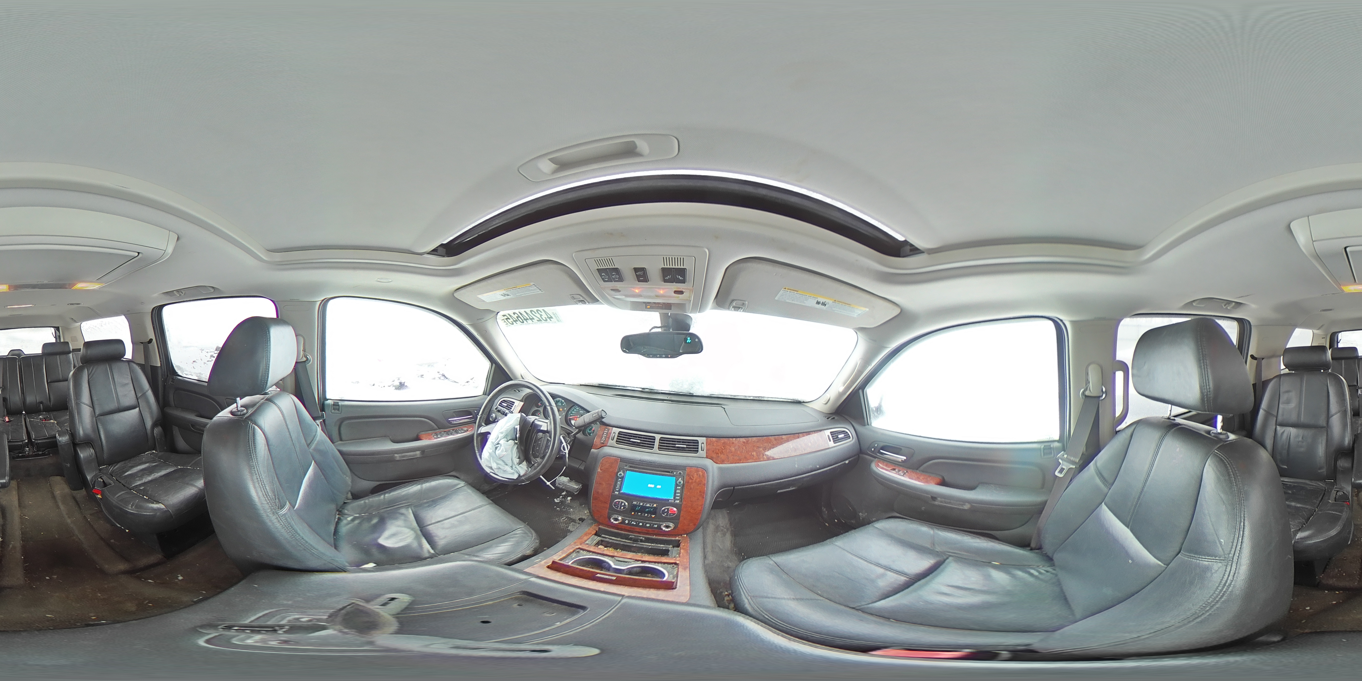 2008 Chevrolet Suburban - Image 14
