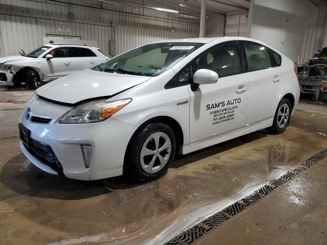 2014 Toyota Prius - Image 1