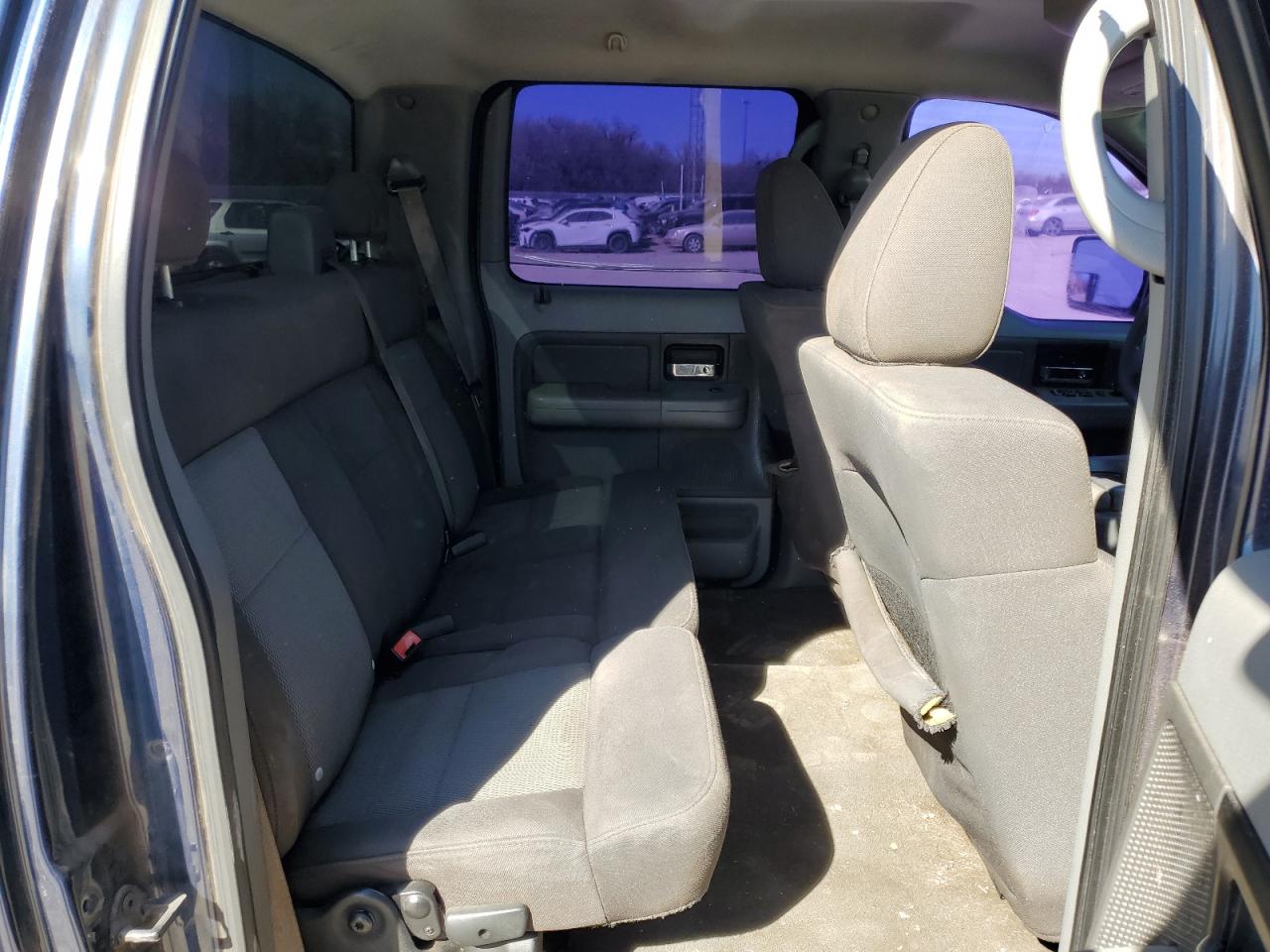 2006 Ford F-150 - Image 10