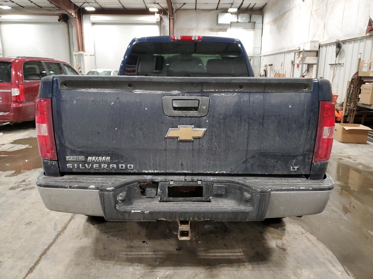 2010 Chevrolet Silverado - Image 6