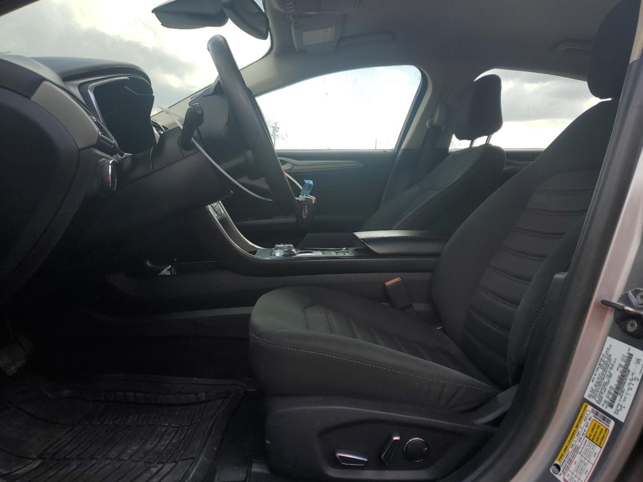 2020 Ford Fusion - Image 7