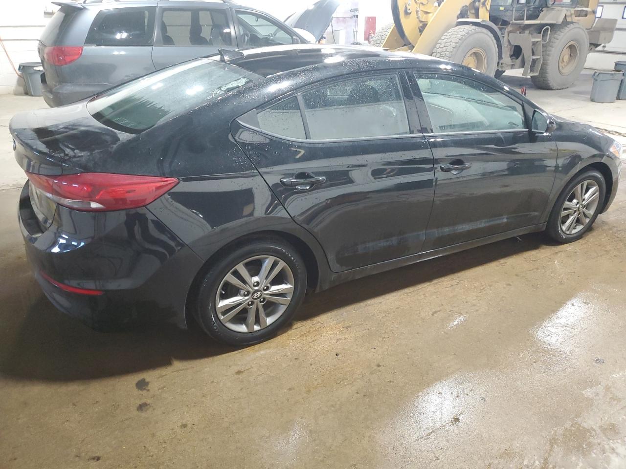 2017 Hyundai Elantra - Image 3