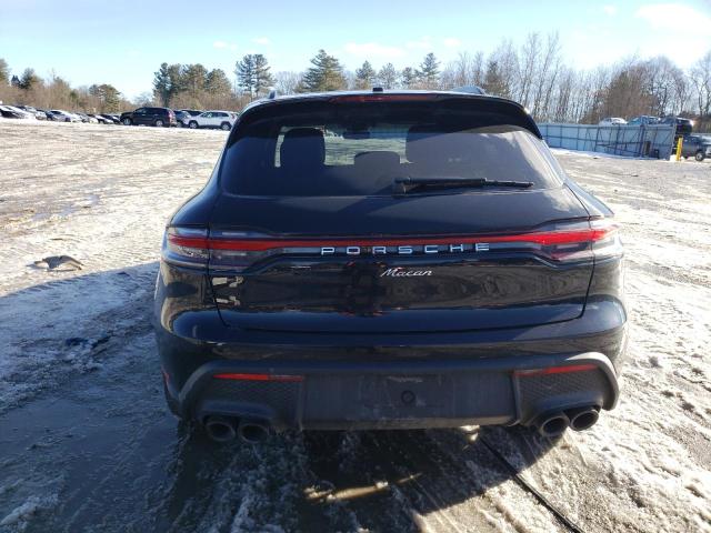  PORSCHE MACAN BASE 2024 Черный