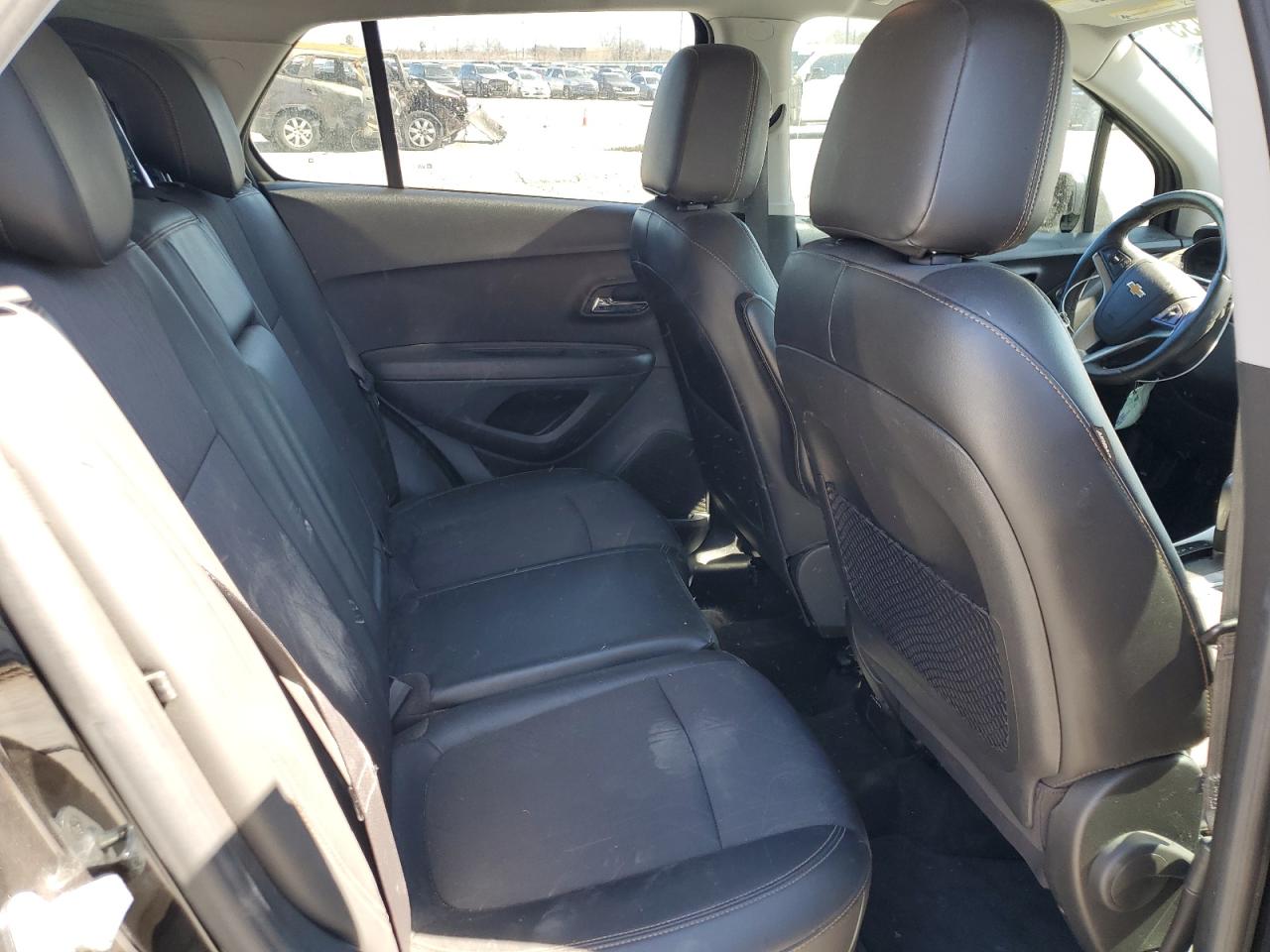 2020 Chevrolet Trax - Image 10