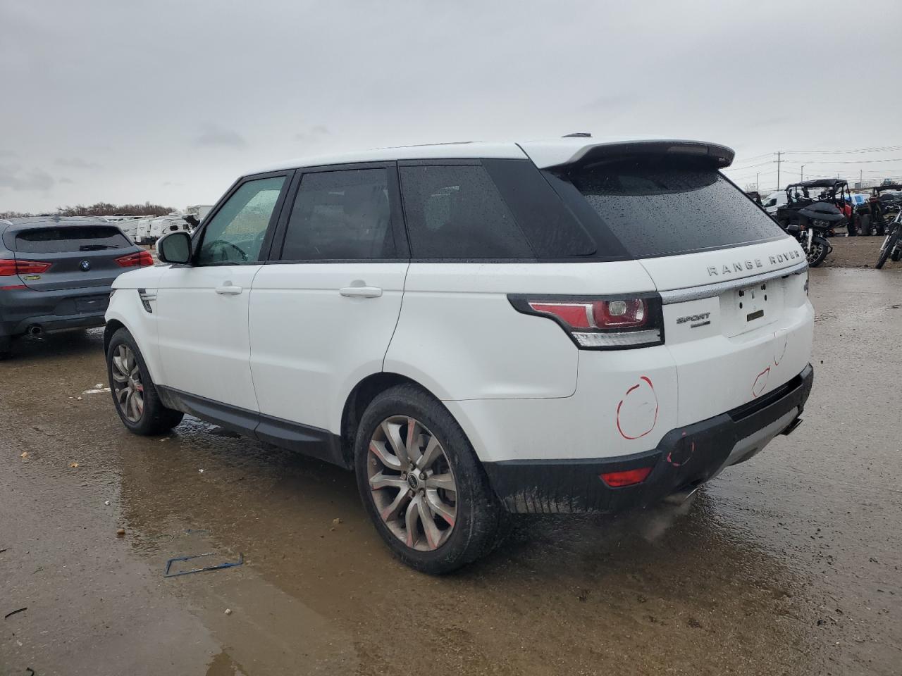 2015 Land Rover Range Rover - Image 2