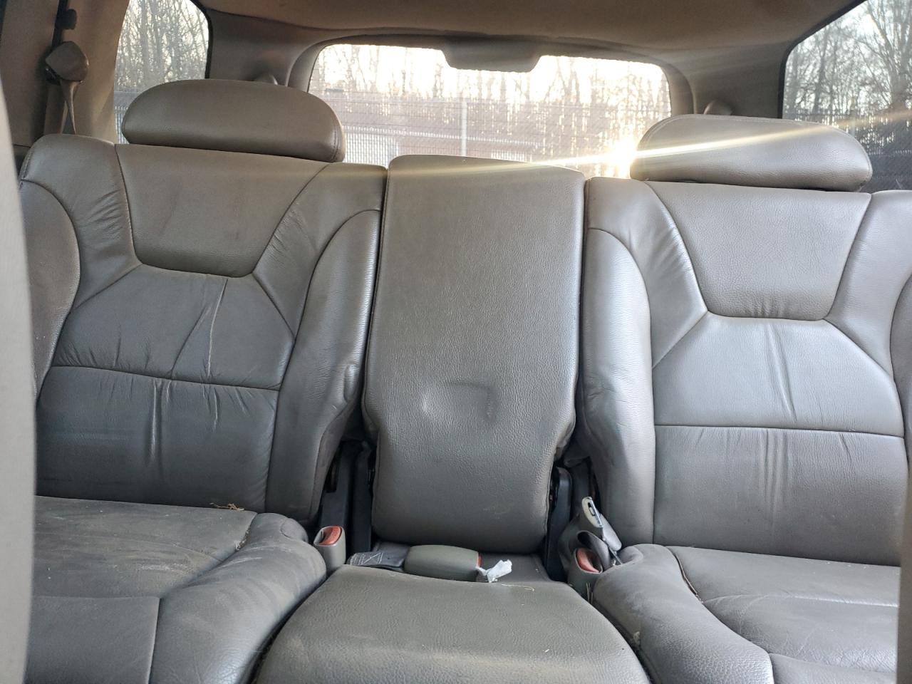 2002 Dodge Durango - Image 10