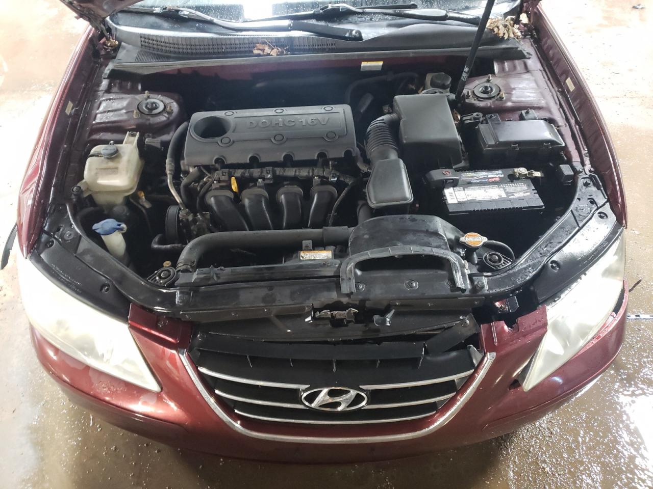 2009 Hyundai Sonata - Image 11