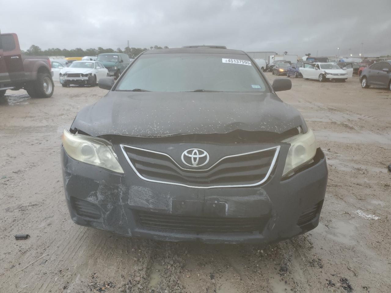 2011 Toyota Camry - Image 5