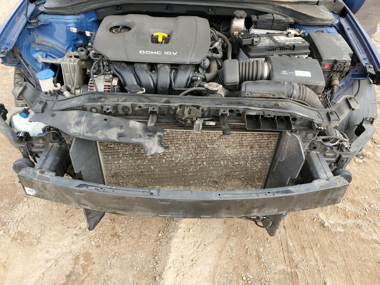 2018 Hyundai Elantra - Image 13
