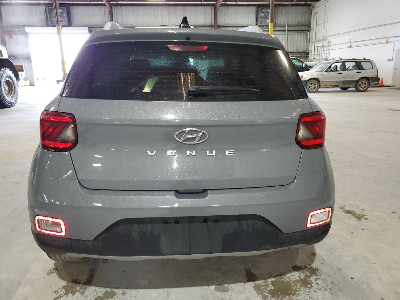2022 Hyundai Venue - Image 6