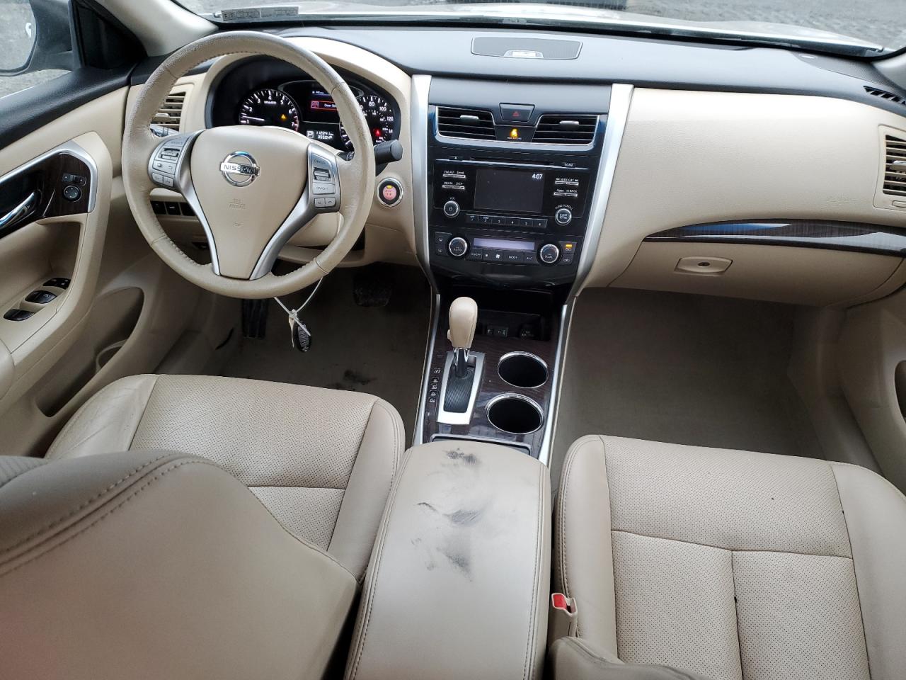 2014 Nissan Altima - Image 8