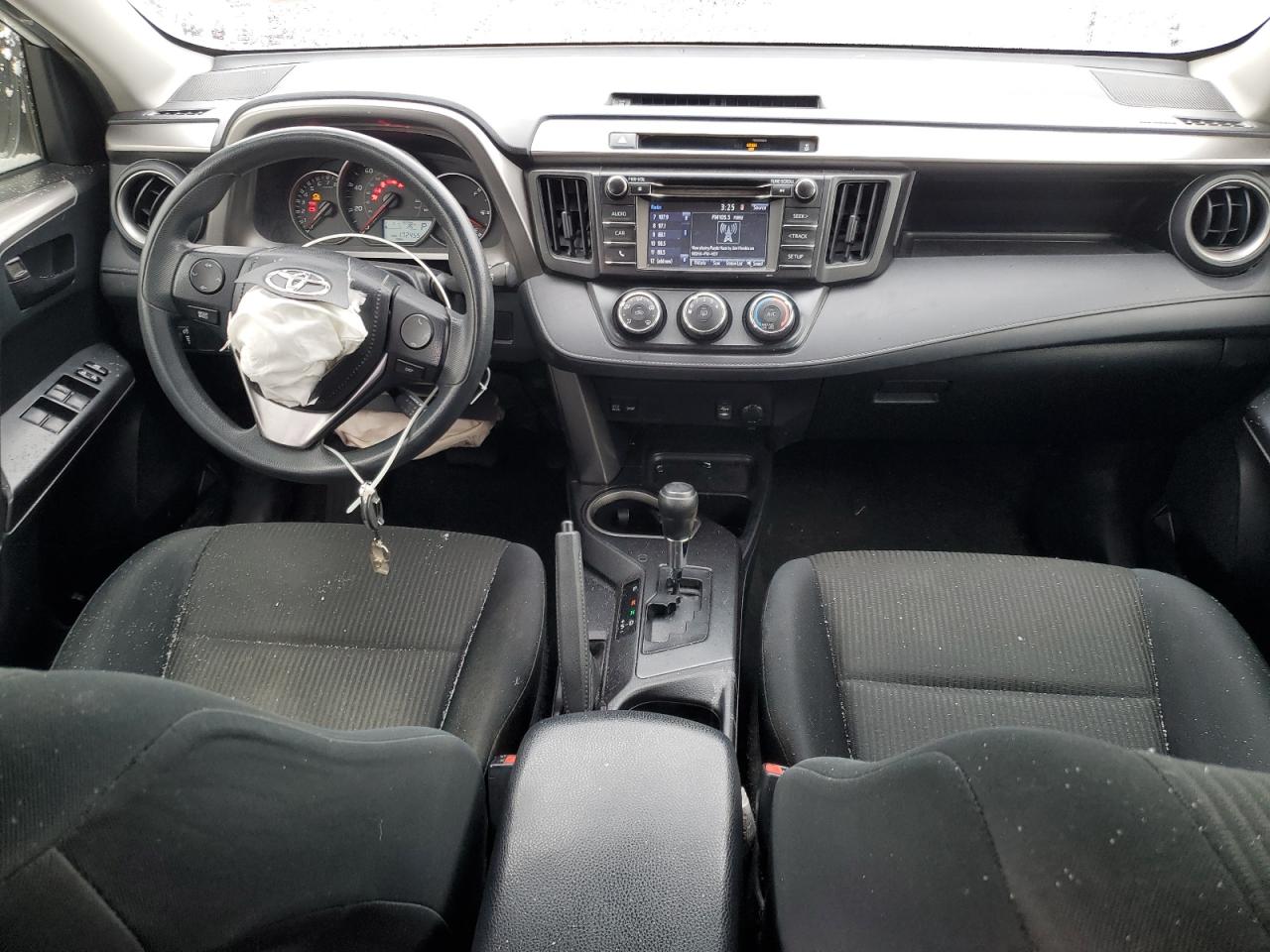 2016 Toyota RAV 4 - Image 8