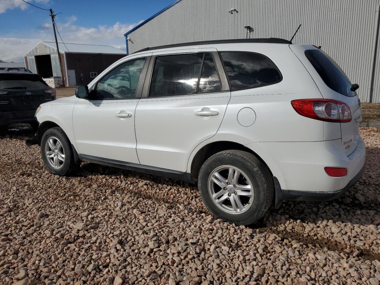 2012 Hyundai Santa Fe - Image 2