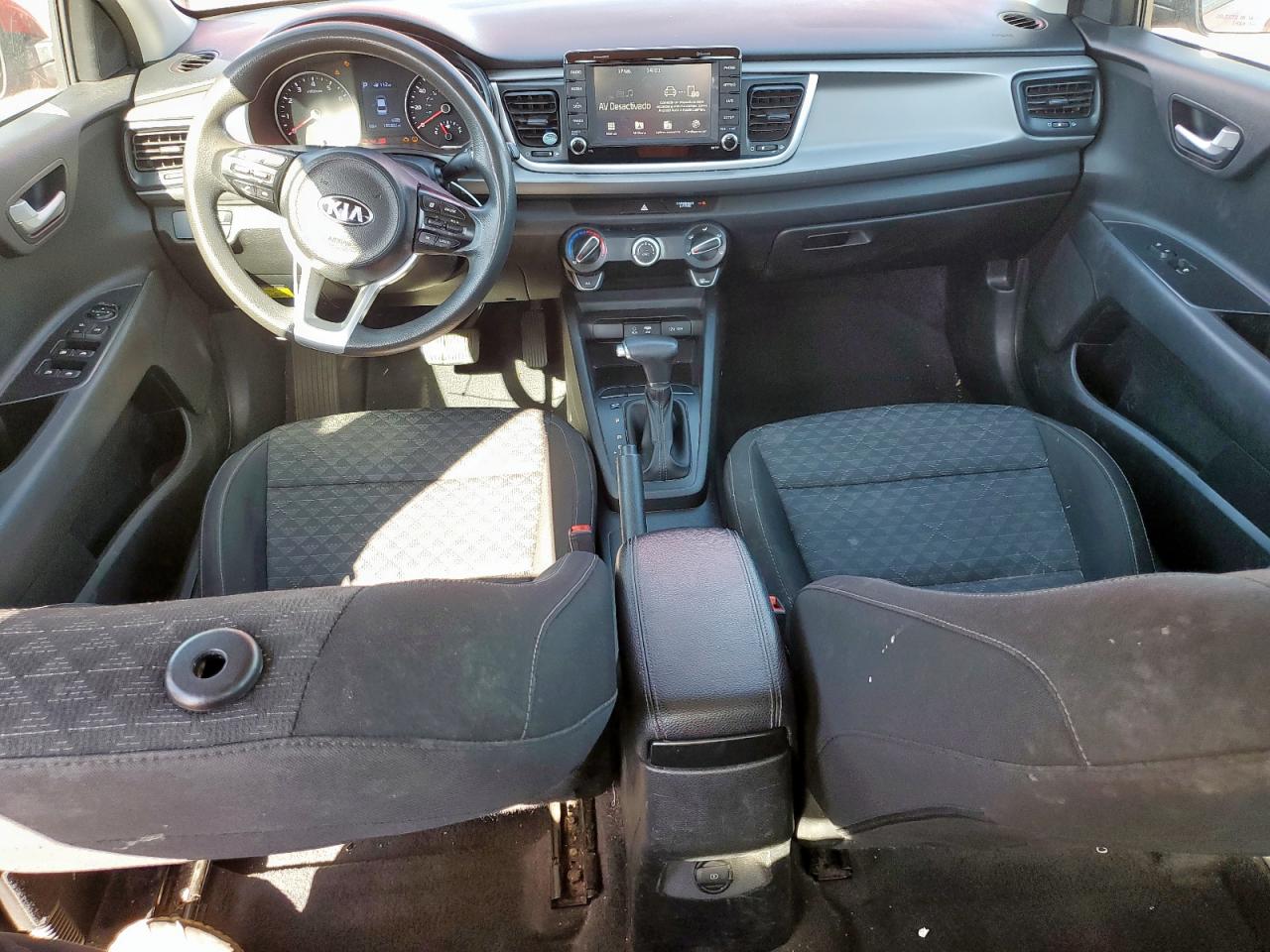 2020 Kia Rio - Image 8