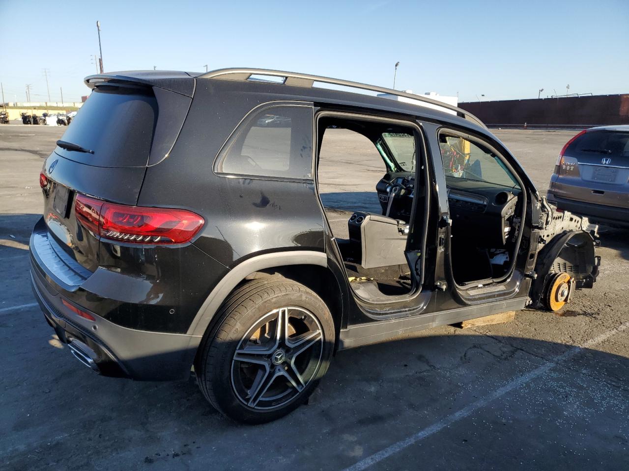 2020 Mercedes-Benz GLB - Image 3