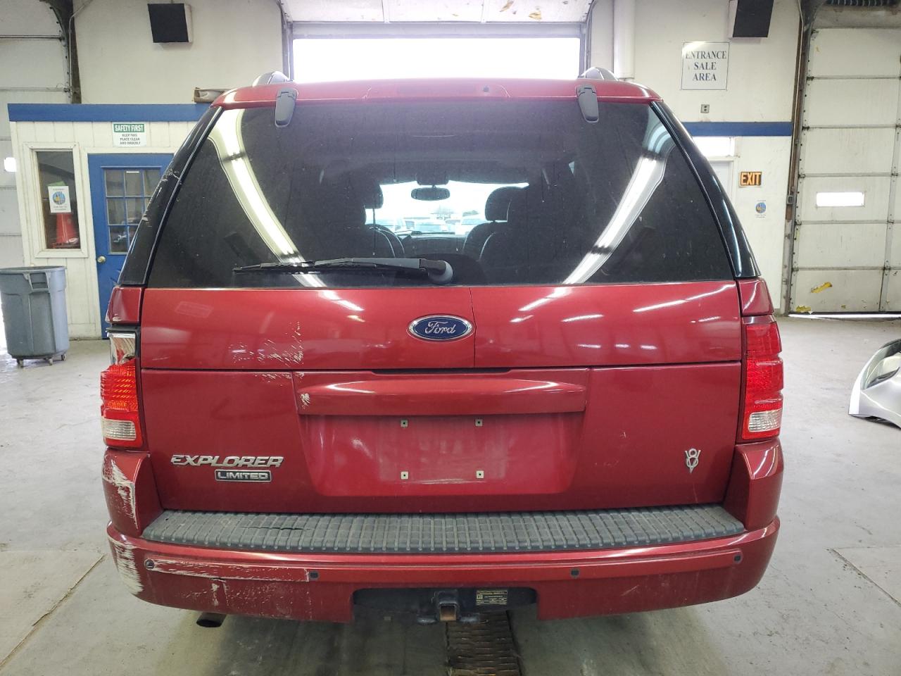 2004 Ford Explorer - Image 6