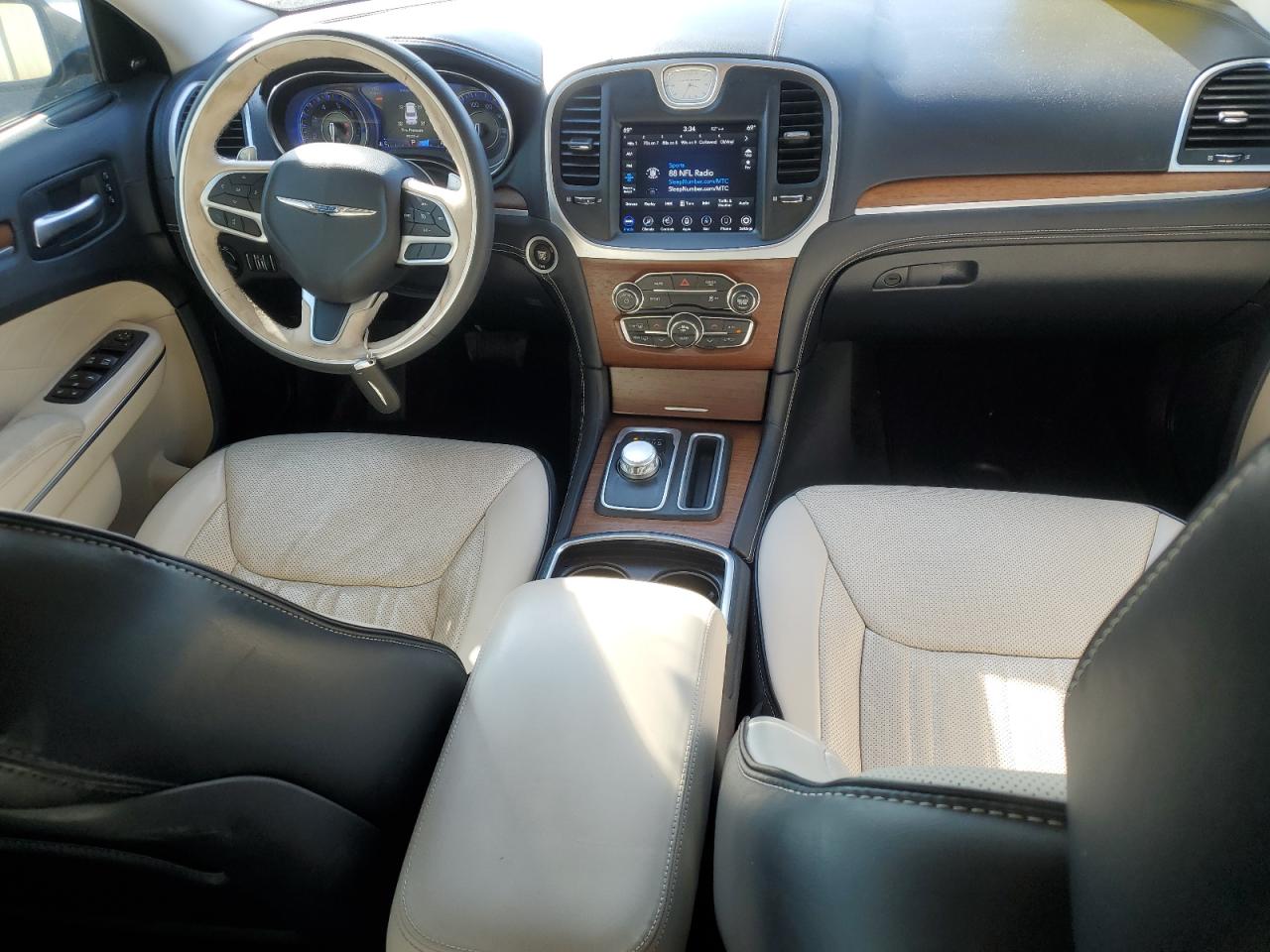 2018 Chrysler 300 - Image 8