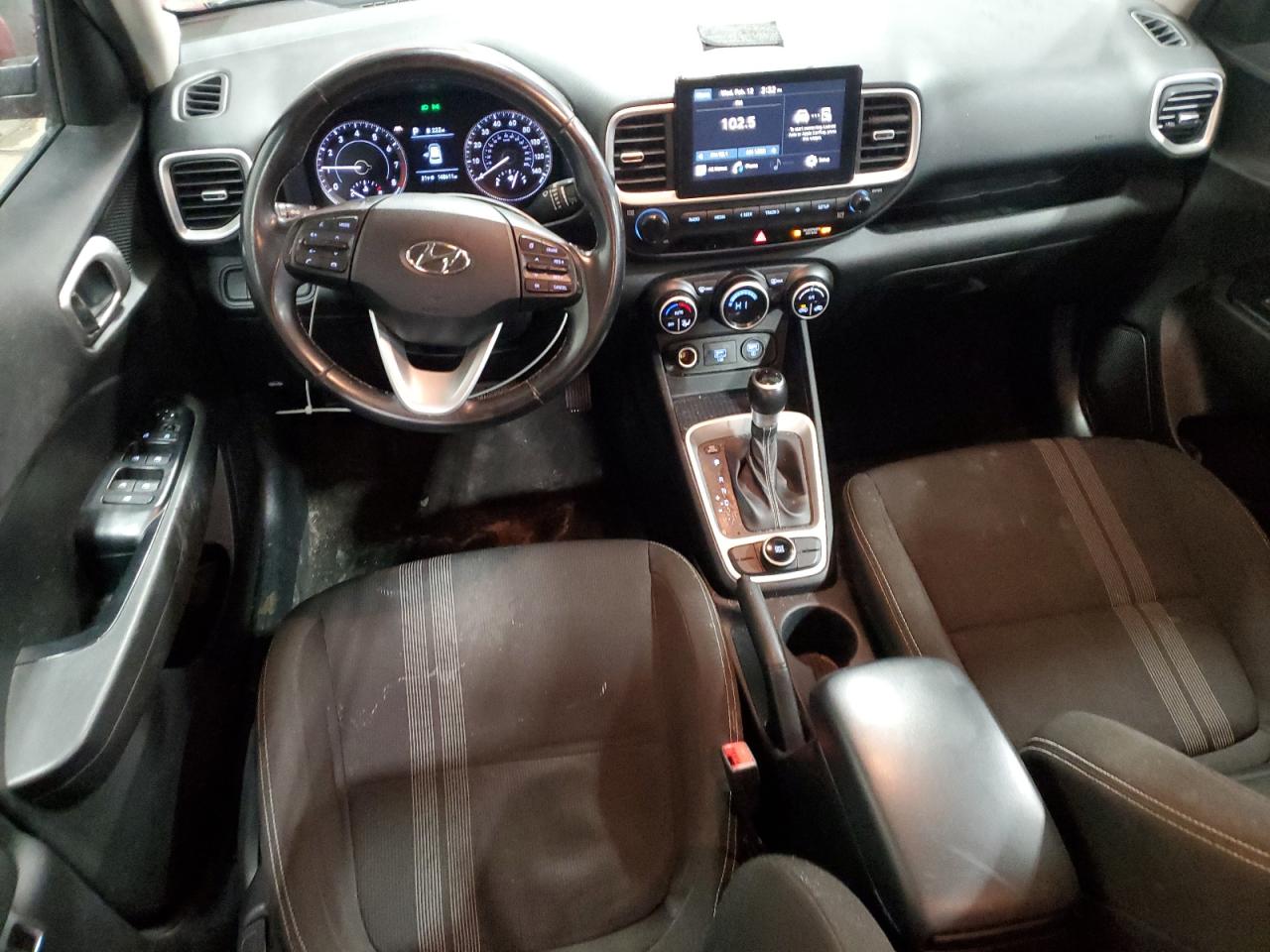 2021 Hyundai Venue - Image 8
