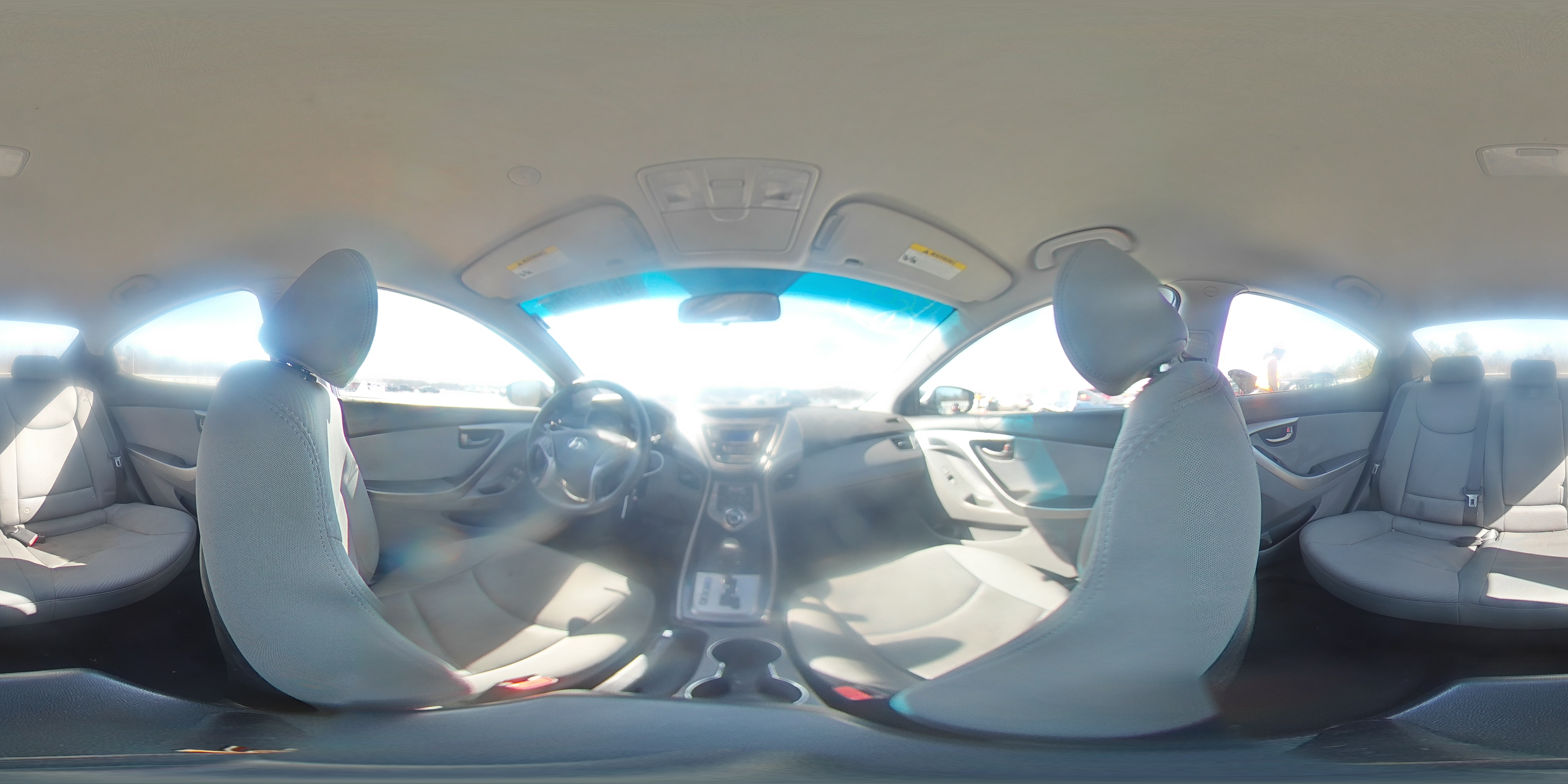 2013 Hyundai Elantra - Image 12